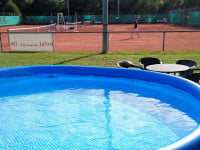 Benutzung Swimmingpool auf unserer Tennisanlage