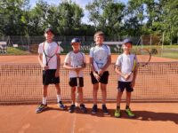 Von links: Viktor, Moritz, Peter, Jannes